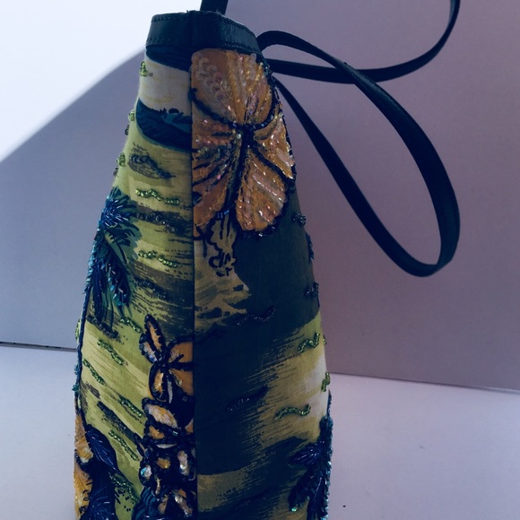Christiana Beaded Bag Palm Trees and Hibiscus EUC - Picture 4 of 7